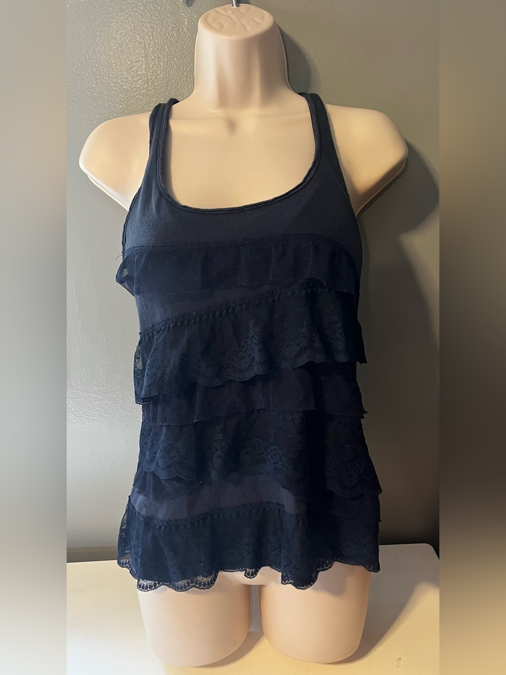 Vintage Y2K Hollister Women’s size Small Blue Ruffled Tank Top